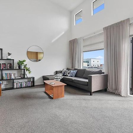 Roomy High-Ceiling Loft Apartment - Free Parking! Auckland Exteriör bild