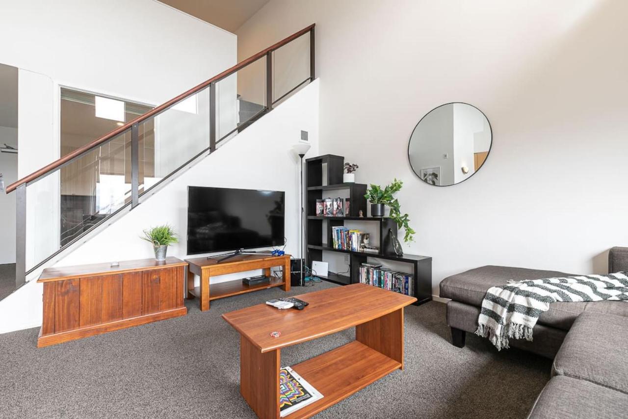 Roomy High-Ceiling Loft Apartment - Free Parking! Auckland Exteriör bild