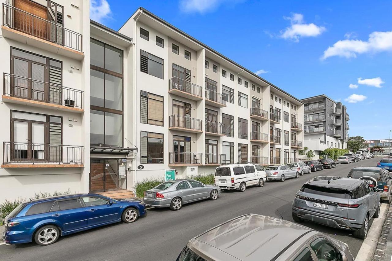 Roomy High-Ceiling Loft Apartment - Free Parking! Auckland Exteriör bild