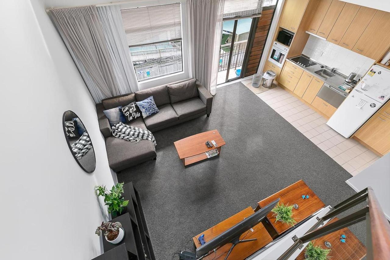 Roomy High-Ceiling Loft Apartment - Free Parking! Auckland Exteriör bild