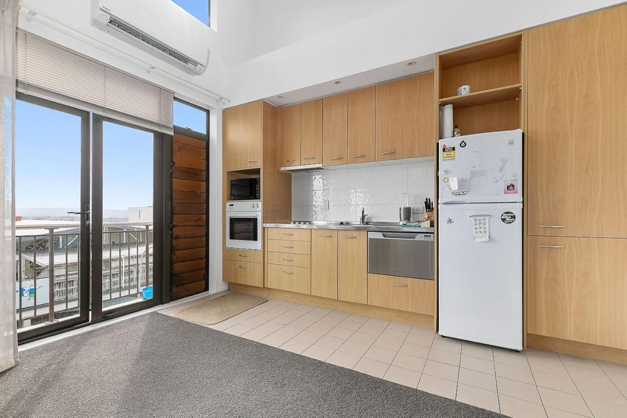Roomy High-Ceiling Loft Apartment - Free Parking! Auckland Exteriör bild